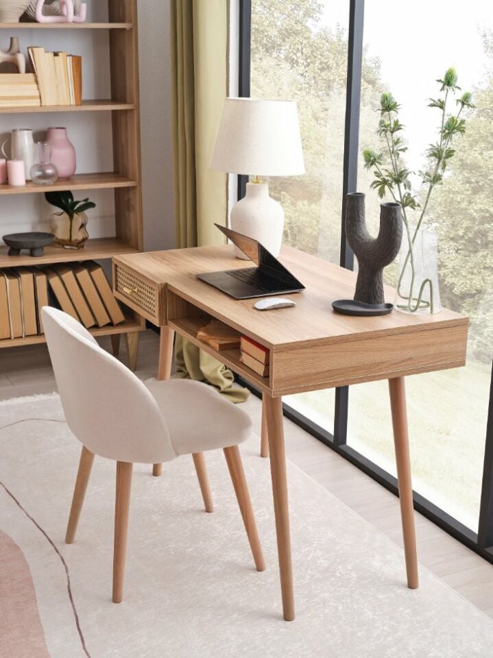 Granada Çalışma Masası